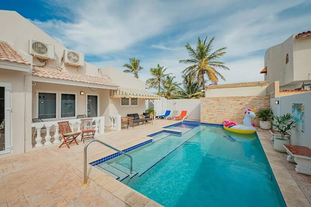 New! Villa De Leon, Suitable For 14 Persons. 5 Bedrooms, 5 Bathrooms Palm Beach 0*,  Aruba